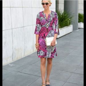 Jude Connally Lexi Shift Dress women's size Medium pink zebra print 3/4 sleeve
